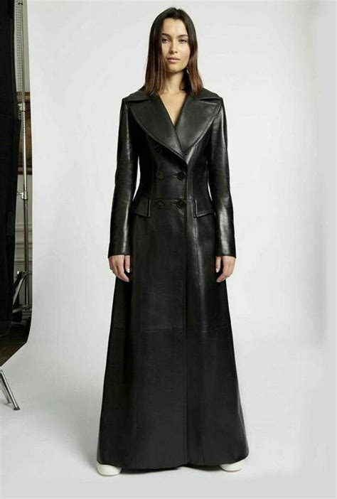 Long Leather Trench Coat in Black 